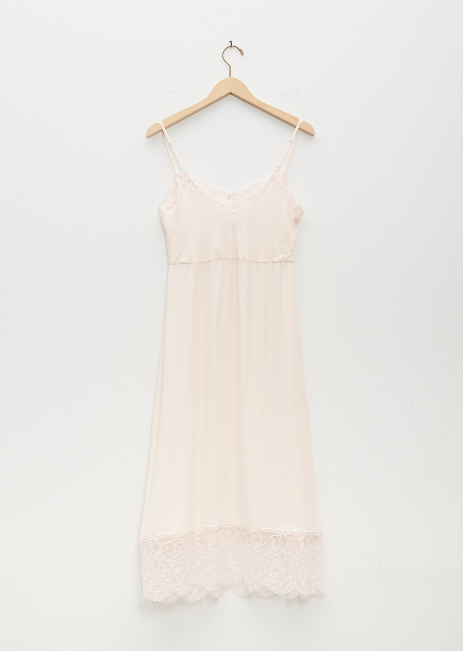 Slip Dress W/ Deep Lace Trim Pale Rose La Garonne Slip Dress W/ Deep Lace Trim Pale Rose La Garonne