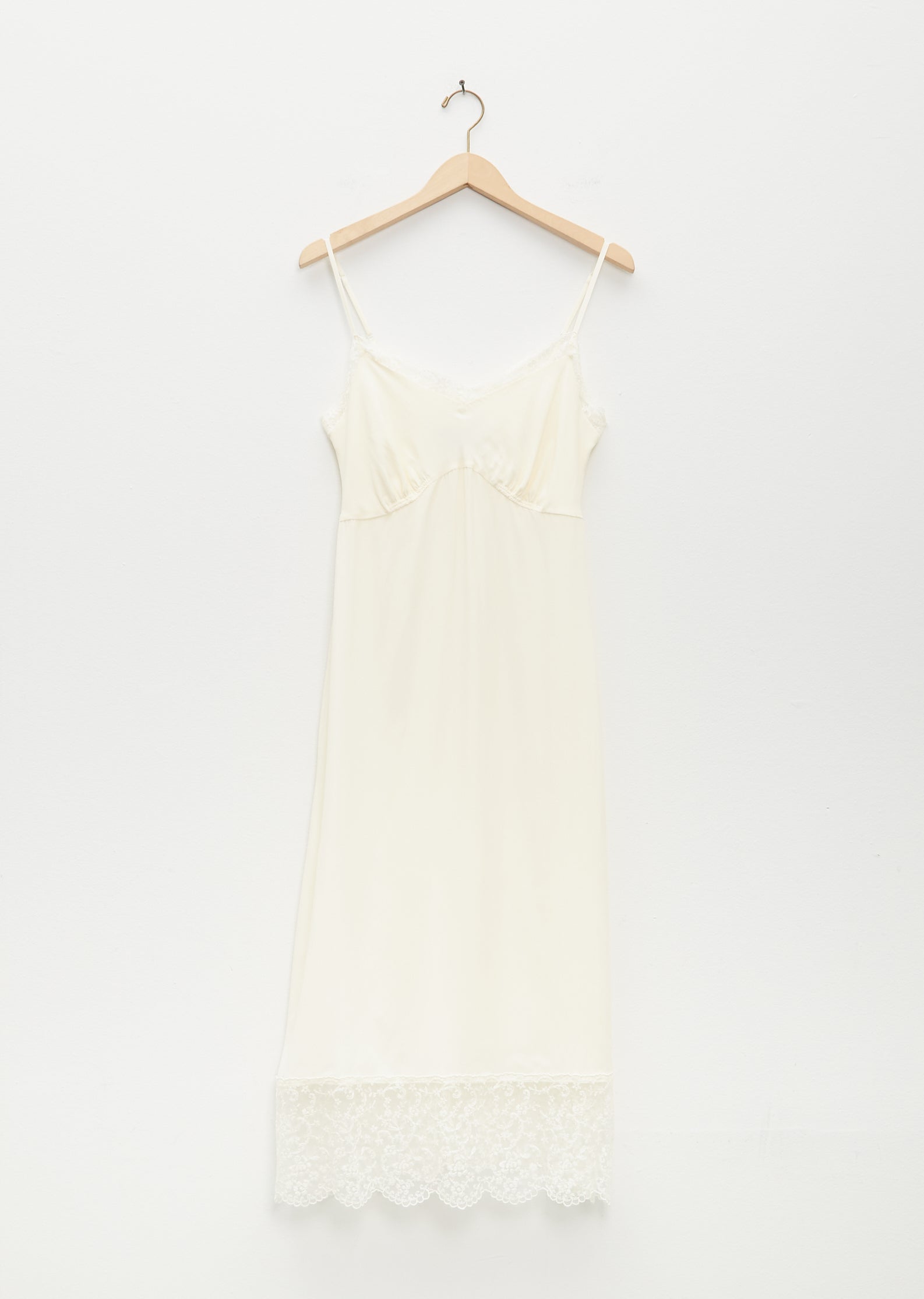Slip Dress W/ Deep Lace Trim Cream La Garonne Slip Dress W/ Deep Lace Trim Cream La Garonne
