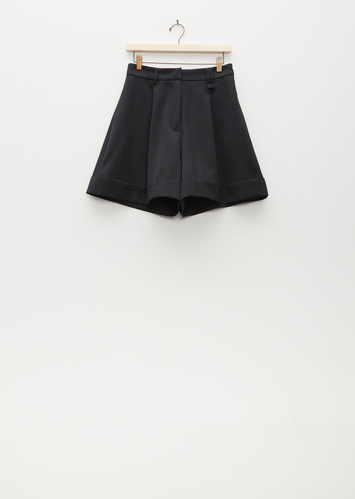 Sculpted Newsboy Shorts with Cuff