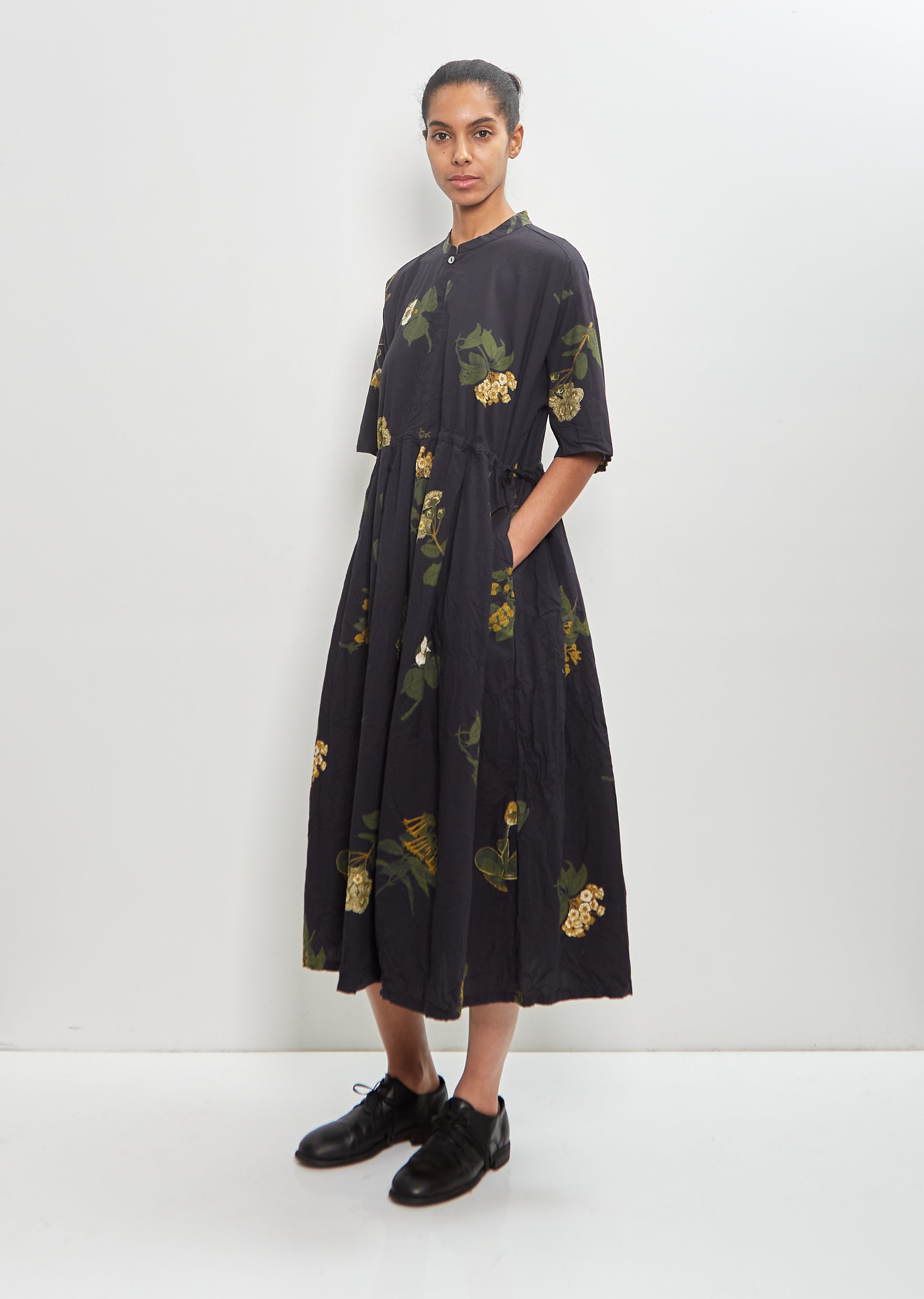 Cotton Summer Botanical Print Dress Black La Garonne Cotton Summer Botanical Print Dress Black La Garonne