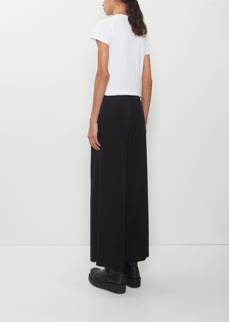 Crepe Wide Pants — Black