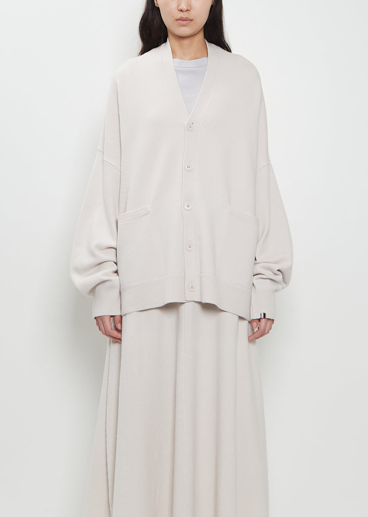 n°24 Tokio Stretch Cashmere Cardigan — Chalk