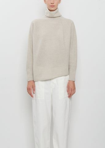 Fine Wool Loose Turtleneck Pullover