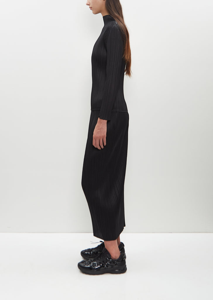 Basics Pleated Straight Skirt