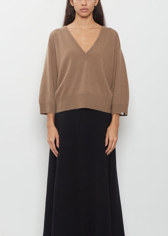 n°491 Pearl V-Neck Sweater — Chai