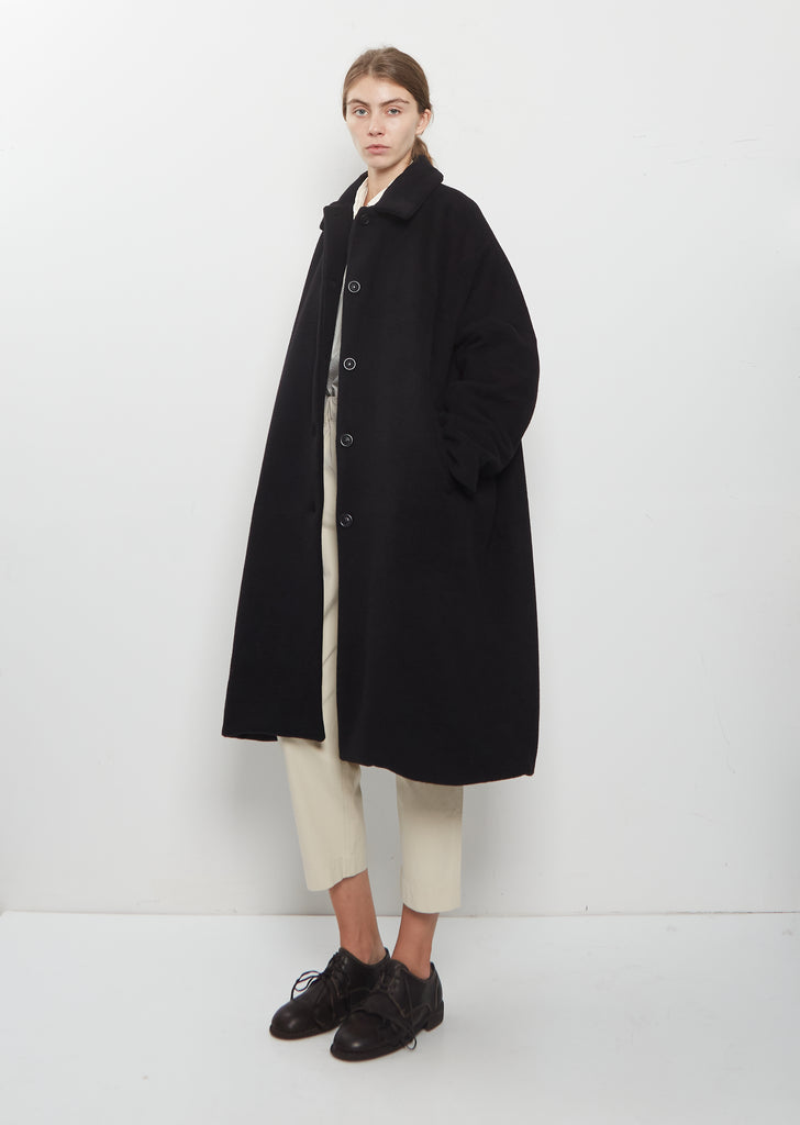 Big Blobby Cashmere Coat — Black