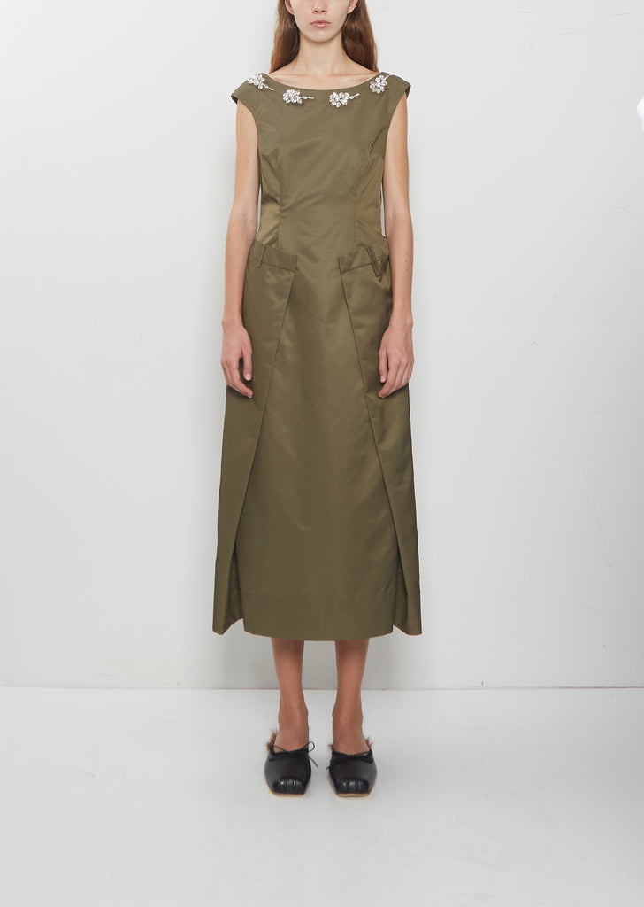 Peeling Waist Embellished Portrait Dress