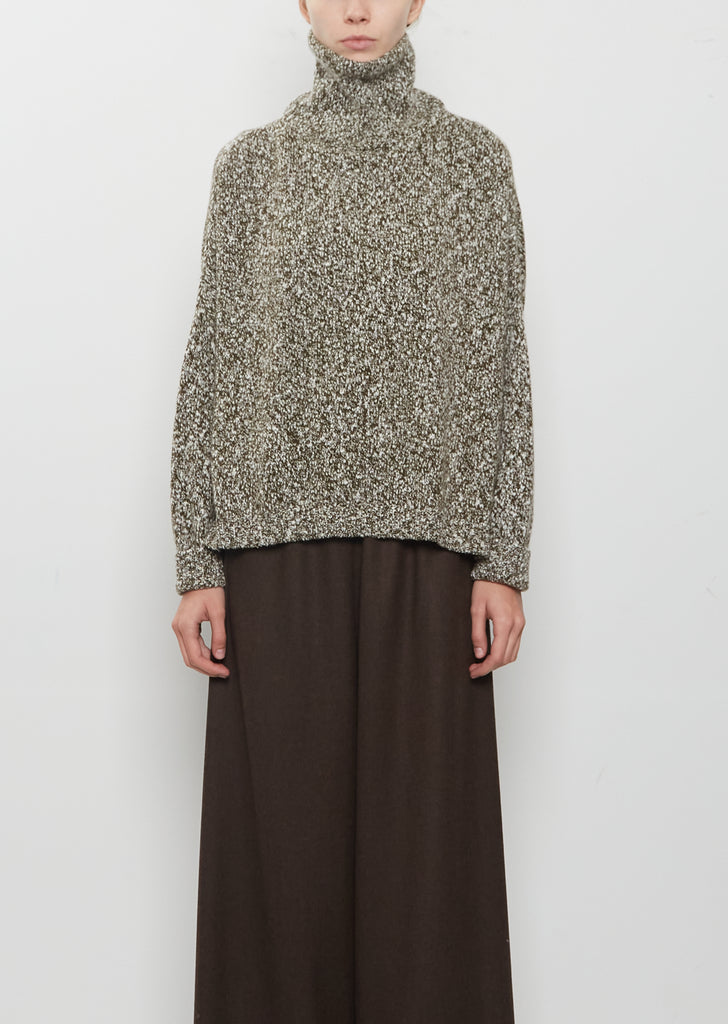 Cashmere Burleigh Iconic T-Neck Sweater