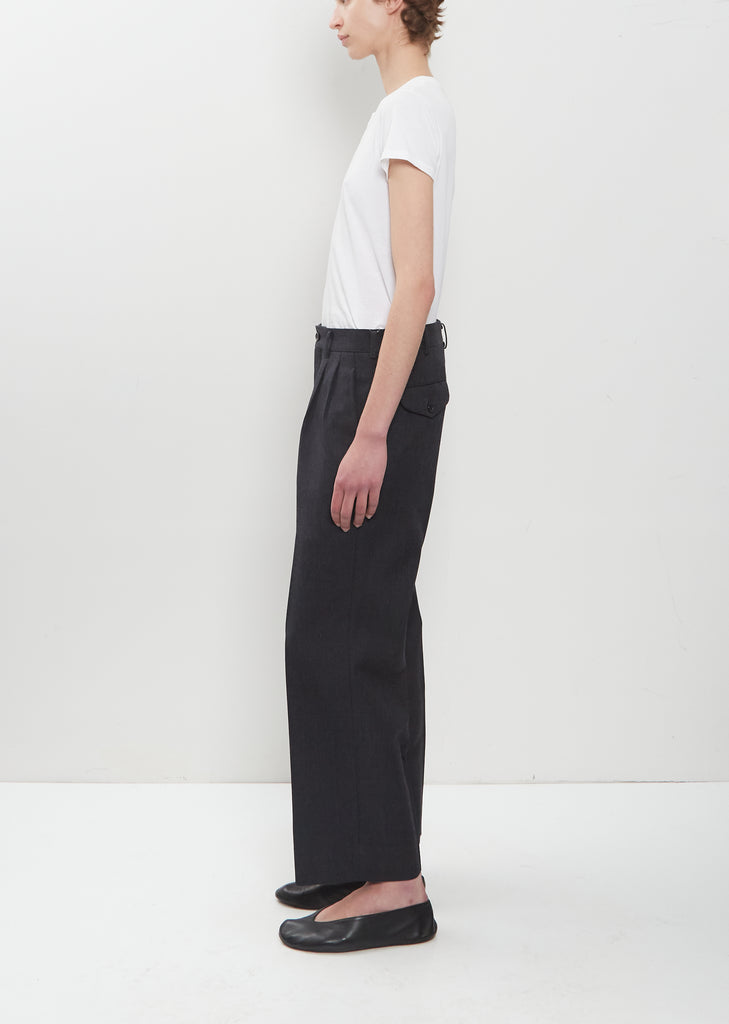 Wool Gabardine Pleated Trouser