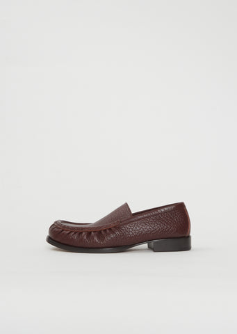 Embossed Round Loafer