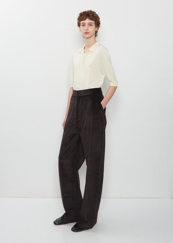 Relaxed Curved Leg Pant