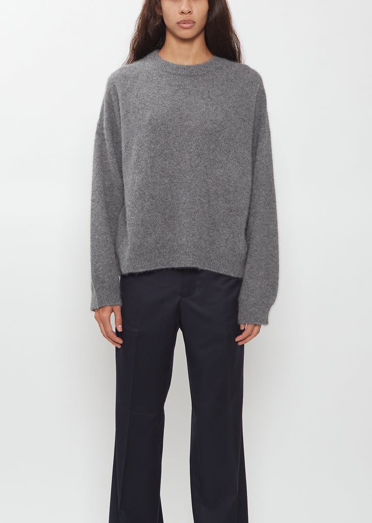 Tristan Crewneck Wool Yak Sweater — Anthracite