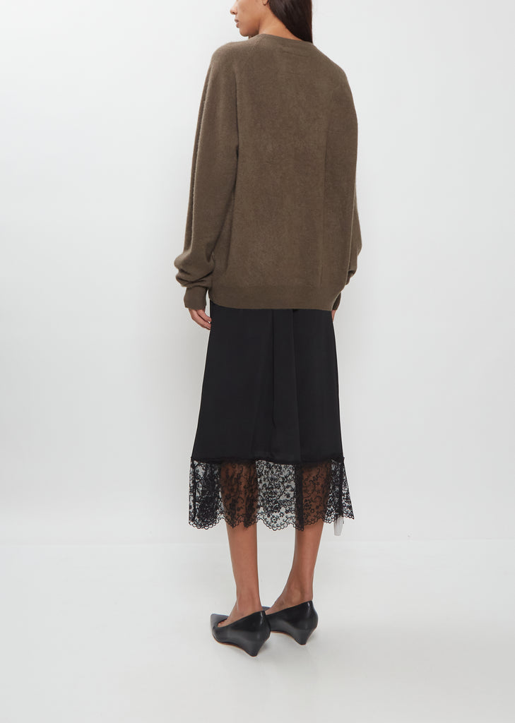 BF R-Neck Cashmere Sweater — Cacao