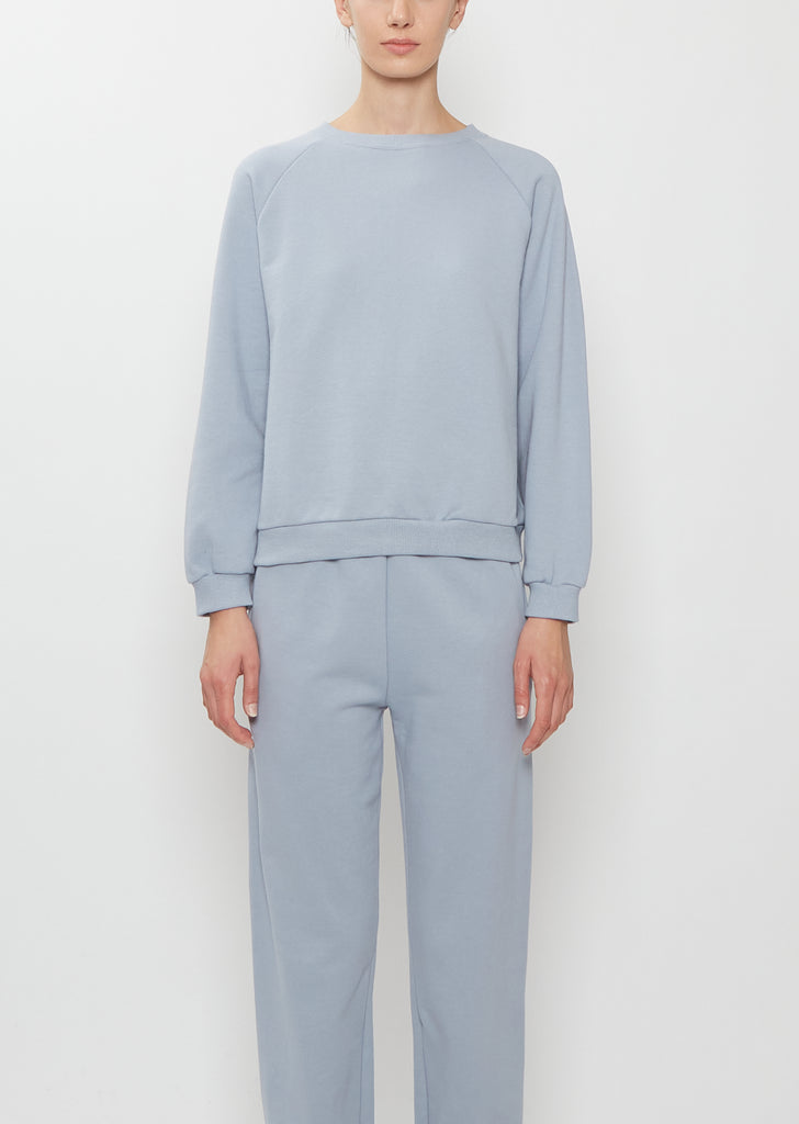 Studio Sweatshirt — Dust Blue