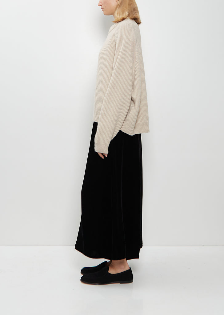 Crew Neck Ribbed Raglan Cashmere Sweater — Oatmeal