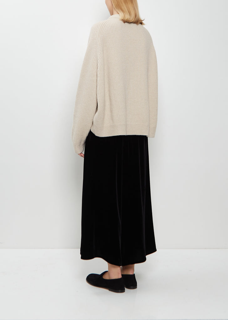 Crew Neck Ribbed Raglan Cashmere Sweater — Oatmeal