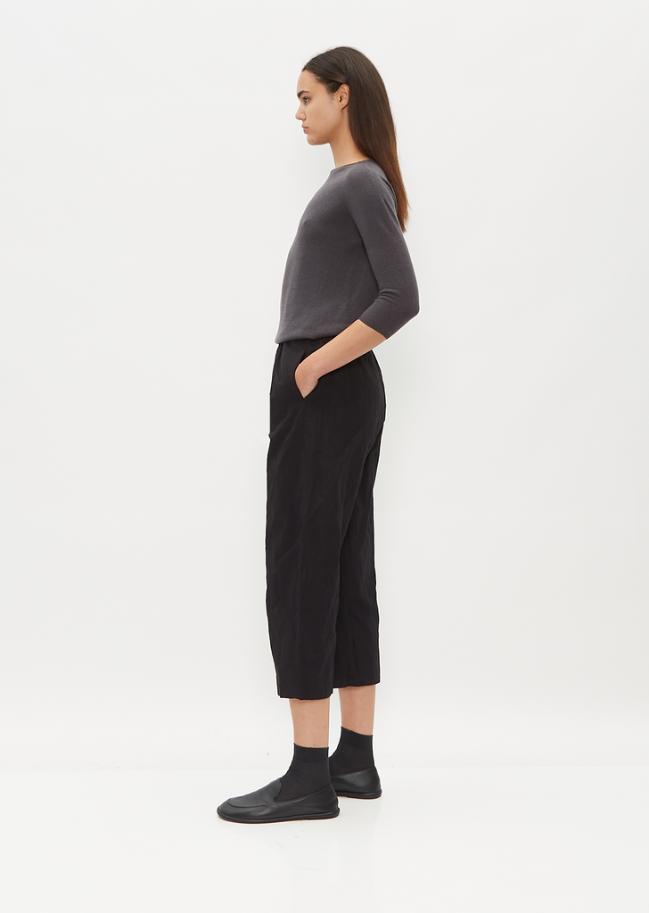 Cropped Balloon Trousers — Black