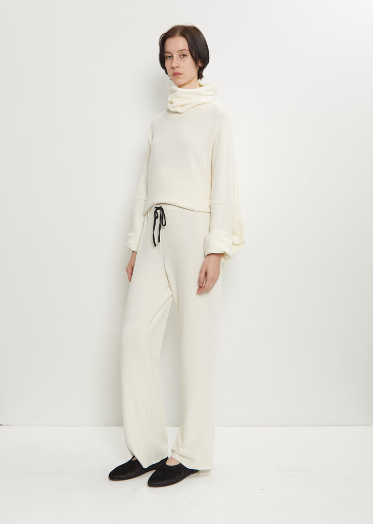 Stretch Jersey Big Big Turtleneck Sweater — Milk