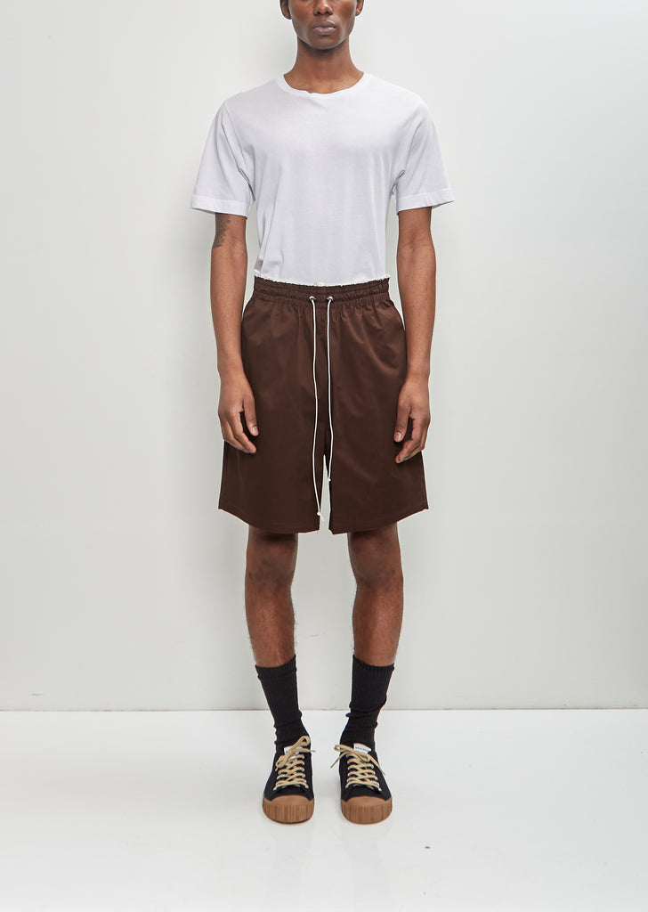 Knee Shorts — Brown