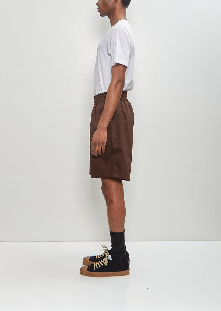 Knee Shorts — Brown