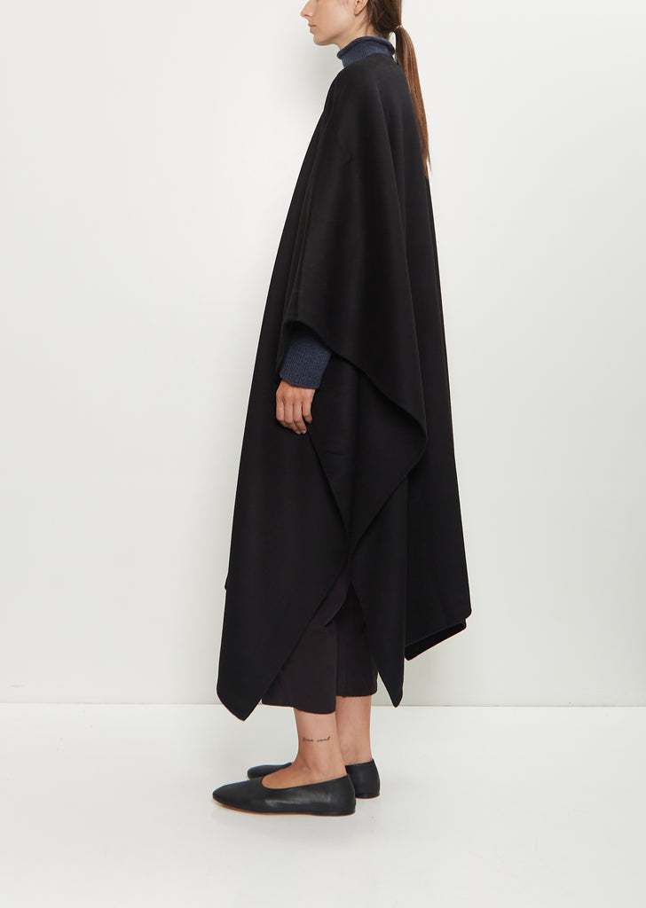 Aspen Wool Cashmere Poncho — Black
