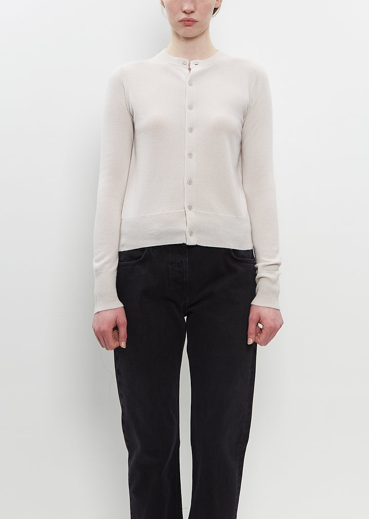 Cashmere n°300 Little 2 Cardigan — Chalk