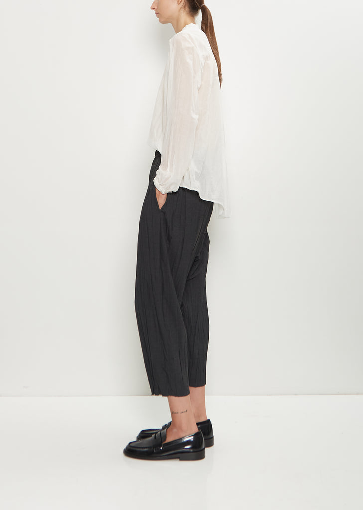Stretch Pleated Pants