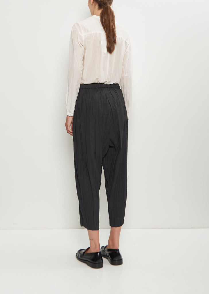 Stretch Pleated Pants