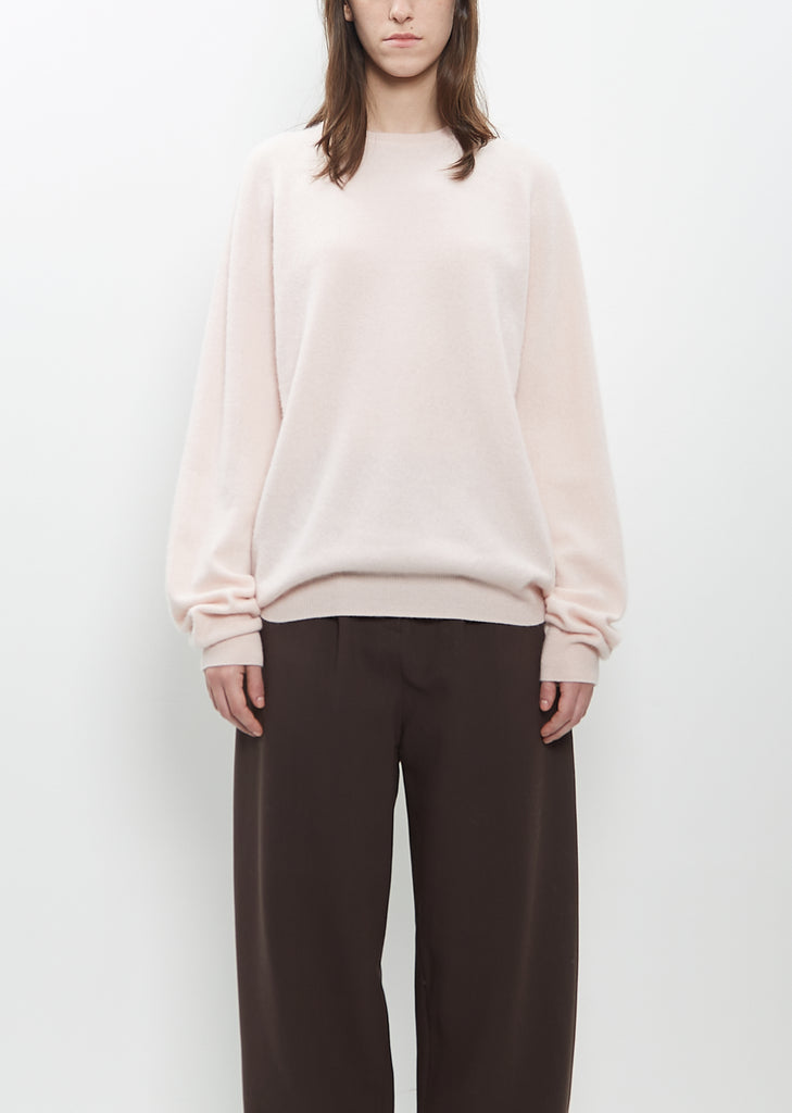 Cashmere BF R-Neck Sweater — Light Pink