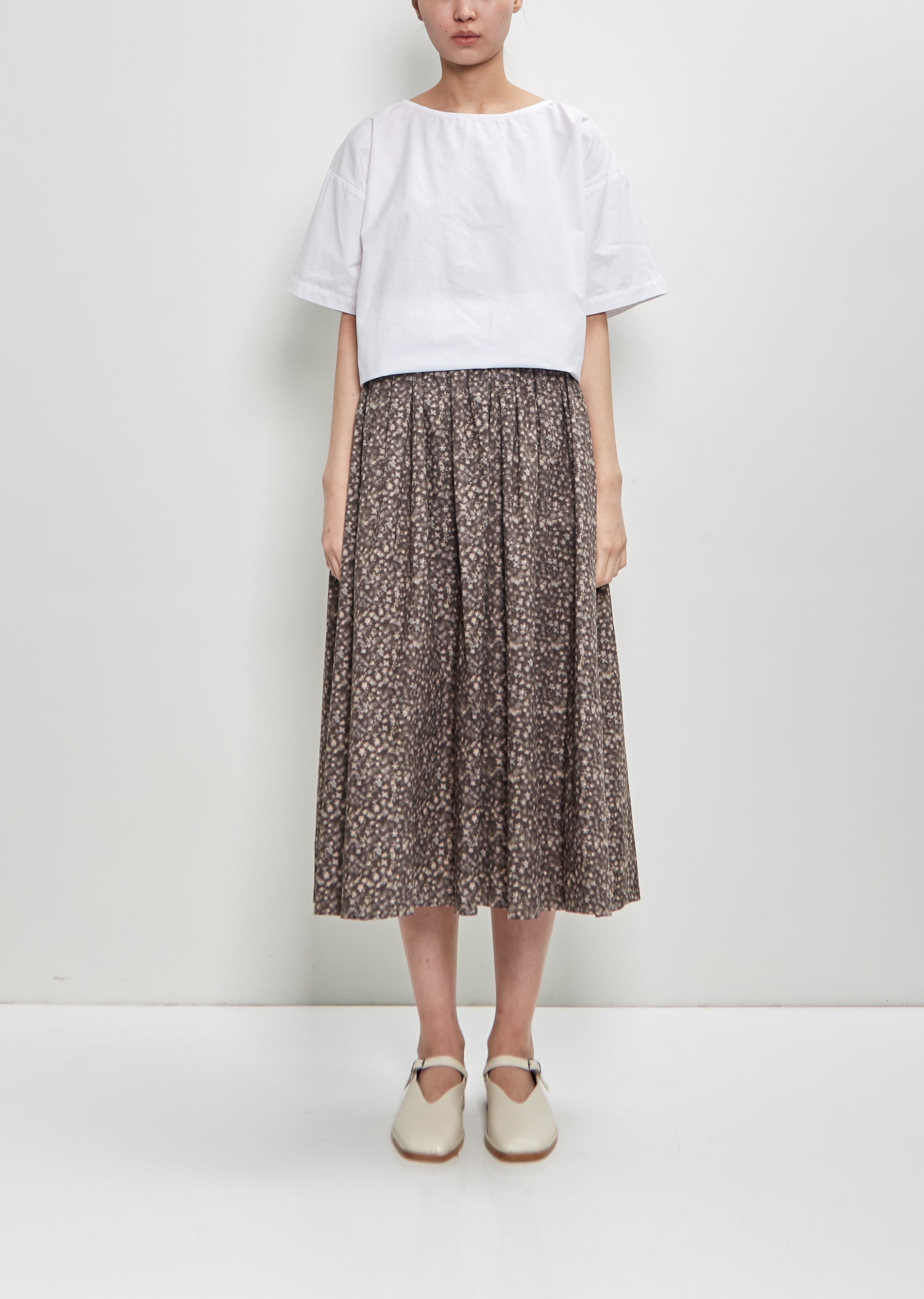 Skye Skirt — Charcoal Floral – La Garçonne