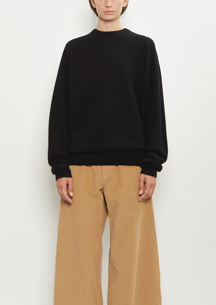 Cashmere BF R-Neck Sweater — Black