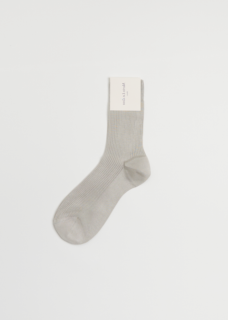 One Ribbed Silk Socks — Perlino