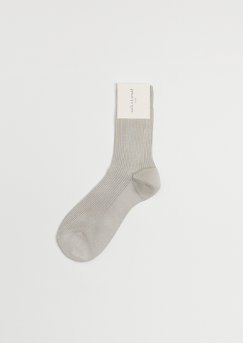 One Ribbed Silk Socks — Perlino