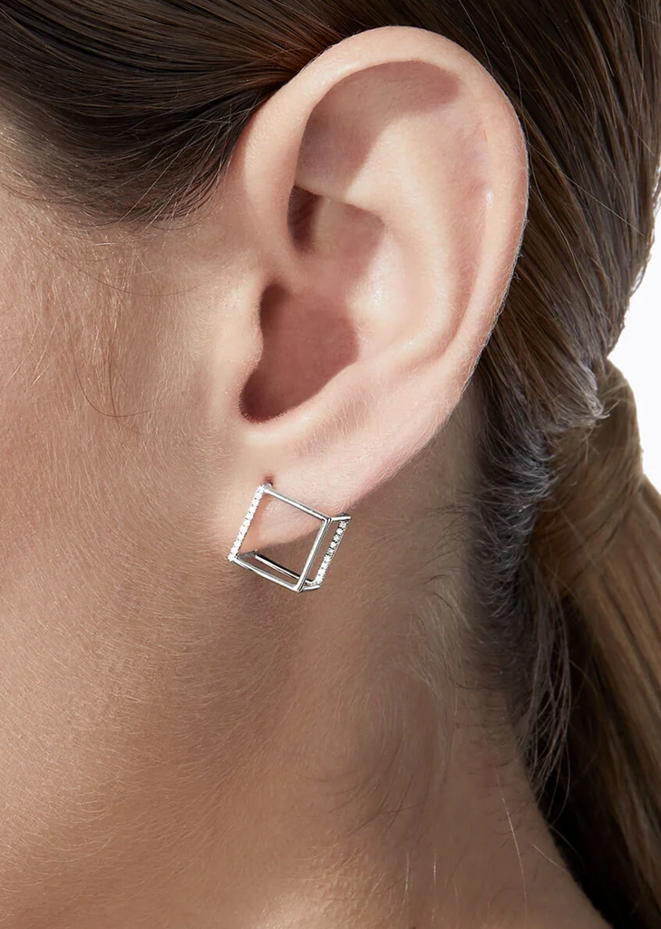 Platinum Diamond Square Earring 01 10