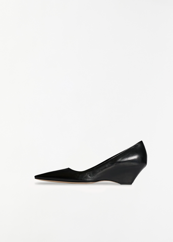Liisa Wedge