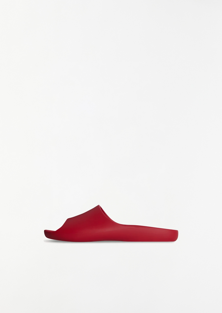 Ama Slide — Laquer Red