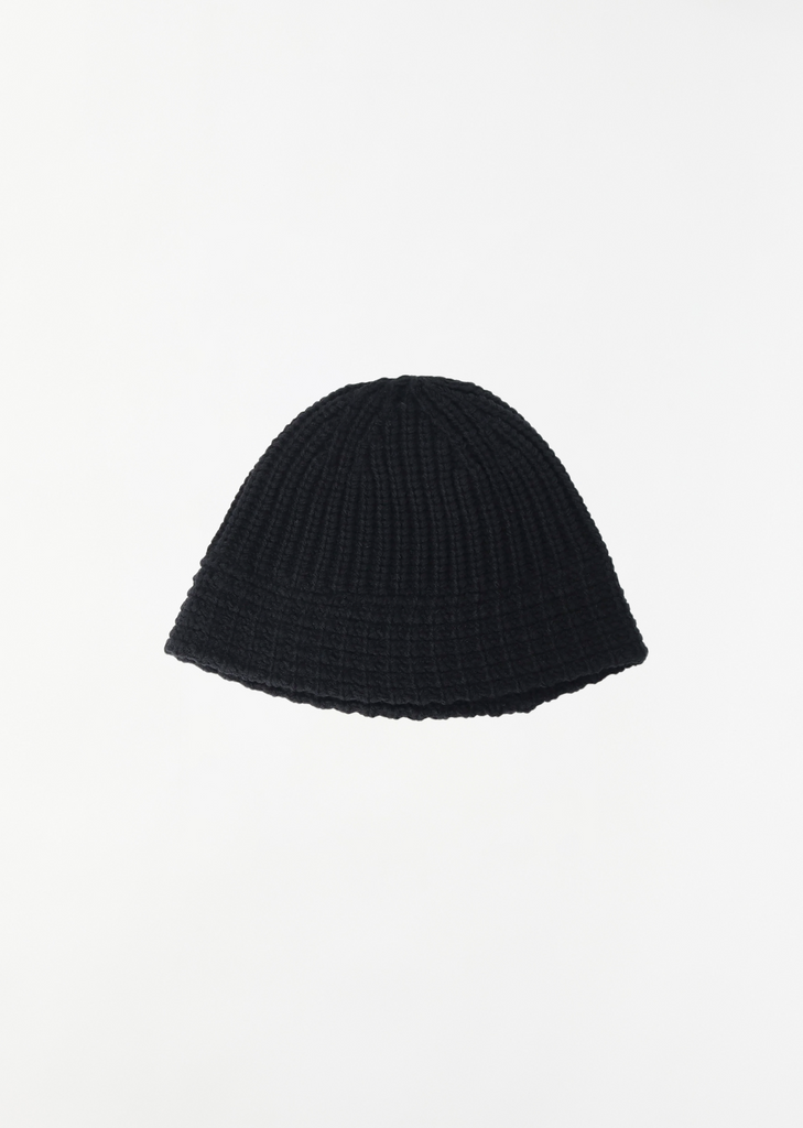 Knit Stitch Hat  — Black