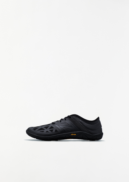 x New Balance Minimus UX200L — Black – La Garçonne