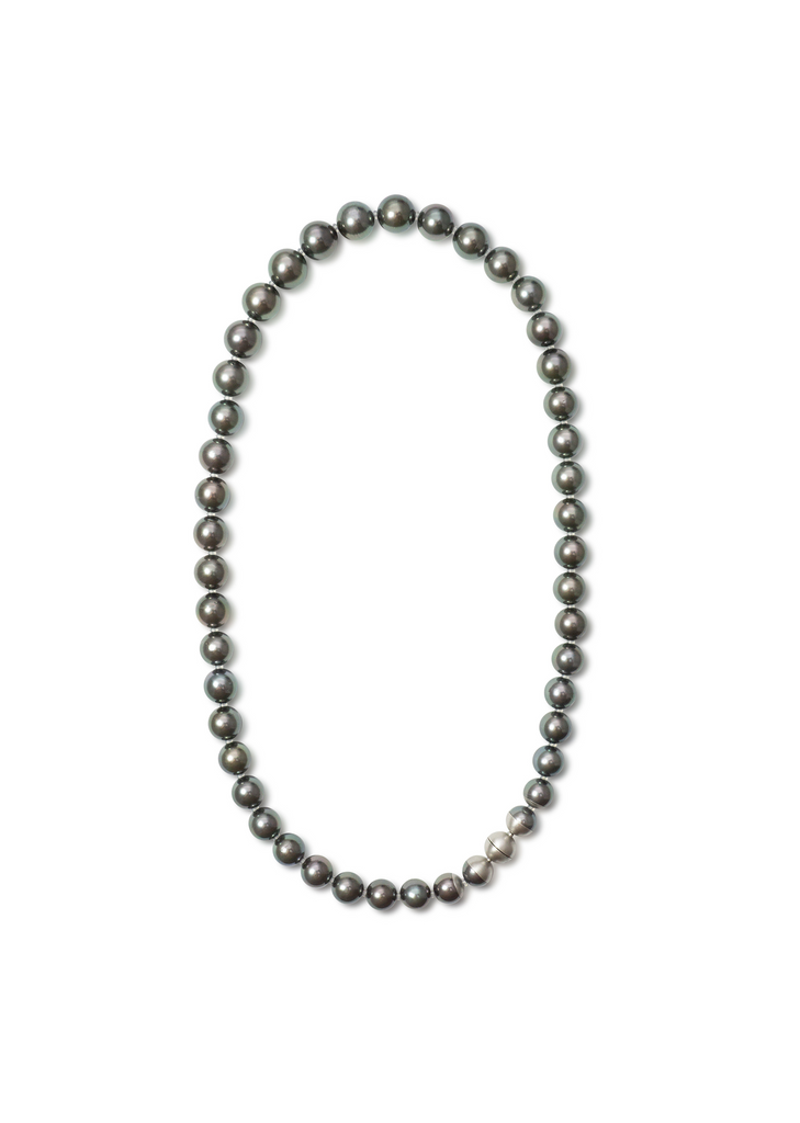 Section Black Pearl Necklace