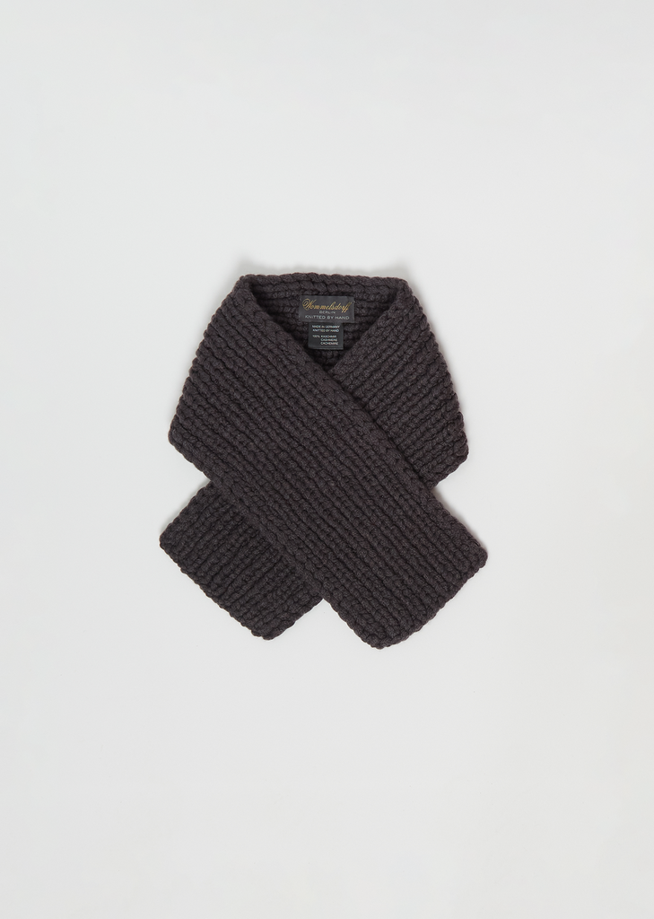 Agnes Cashmere Short Scarf — Dark Taupe