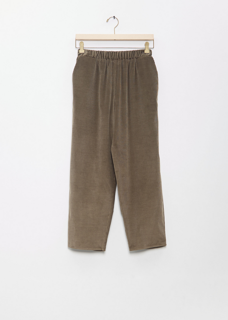 Cotton Silk Corduroy Carrot Pants — Military