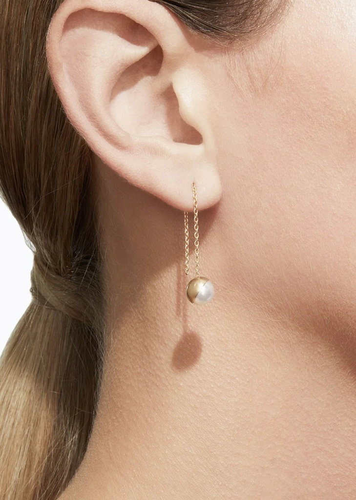 Half Pearl Chain Earring 45°
