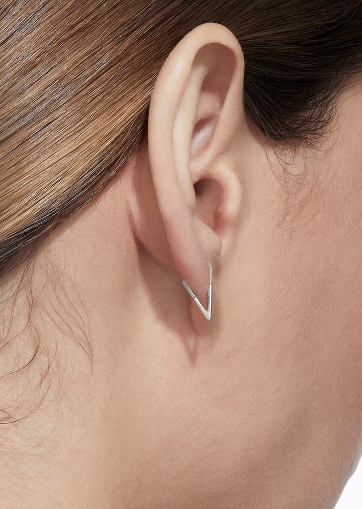 Platinum Form Earring 03 10