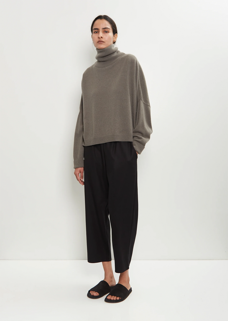 Cashmere Iconic T-Neck Sweater — Storm