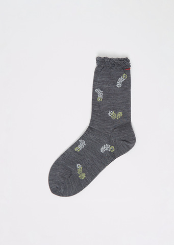 Petal Feather Stretch Wool Short Socks — Gray