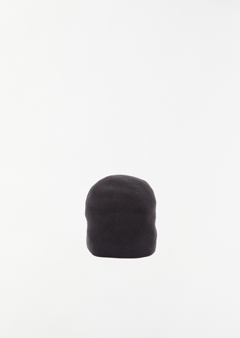 Taiga Wool Medium Long E Beanie — Dark Grey