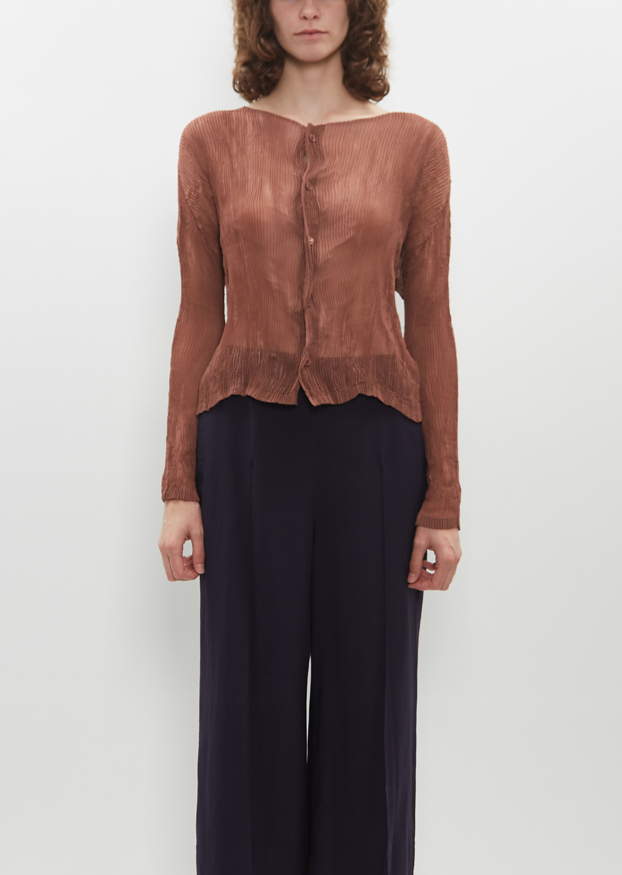 ISSEY MIYAKE - isseymiyake CHIFFON TWIST カーディガン ISSEY MIYAKE - isseymiyake CHIFFON TWIST カーディガン