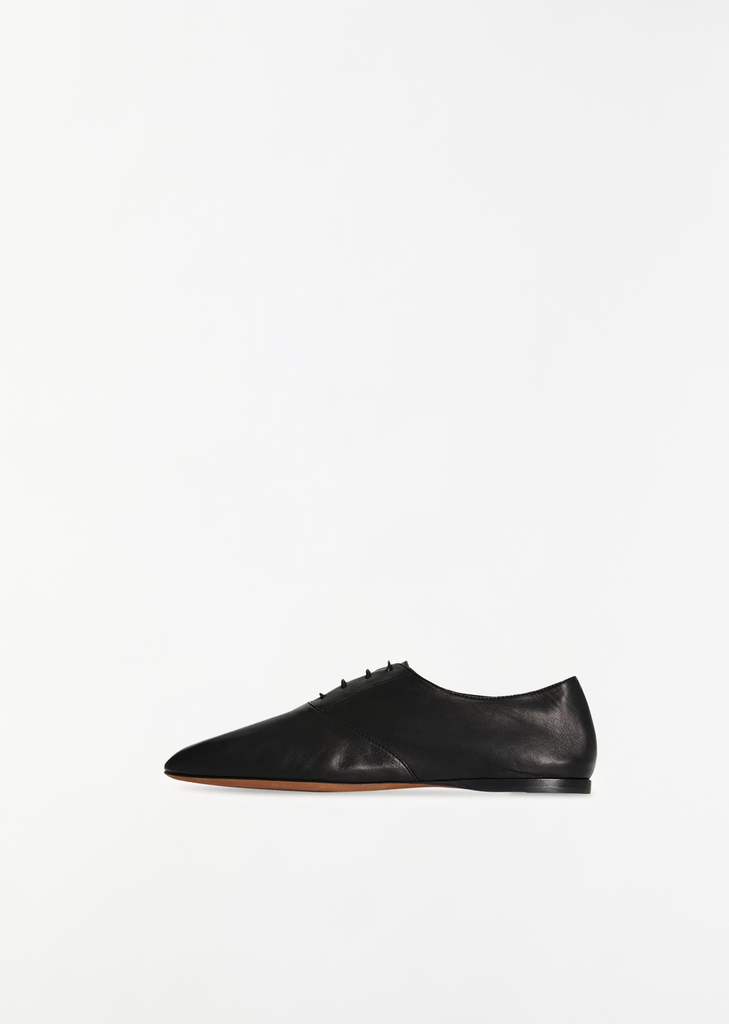 Hereditas Lace Up — Black