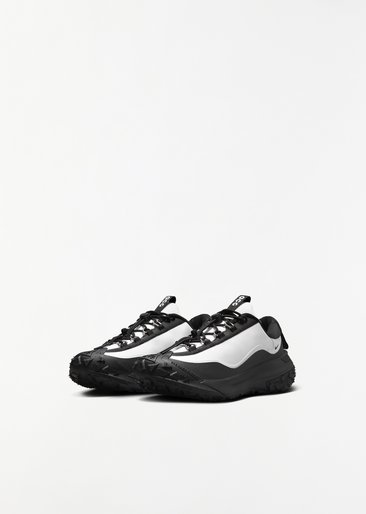 Nike ACG Mountainfly 2 Low — Black / White