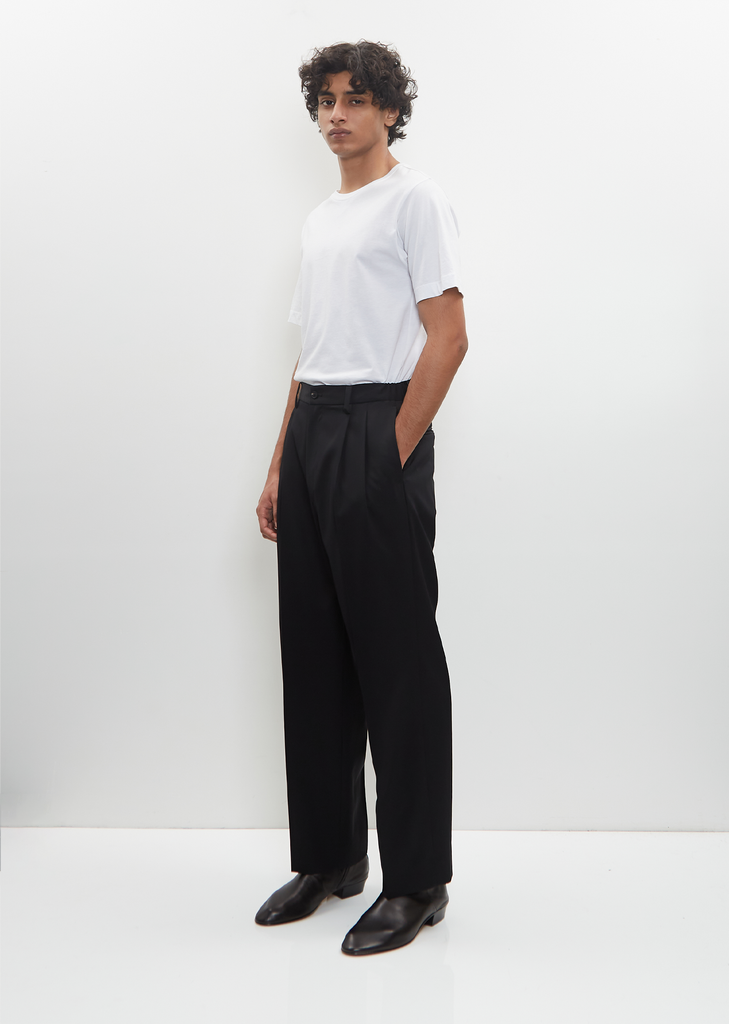 Two Tuck Easy Trousers — Black